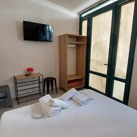 Papatsas Center * Nydri (Lefkada)