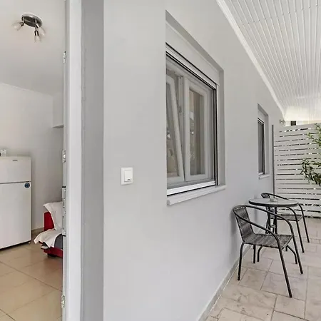 Papatsas Center Nydri (Lefkada)