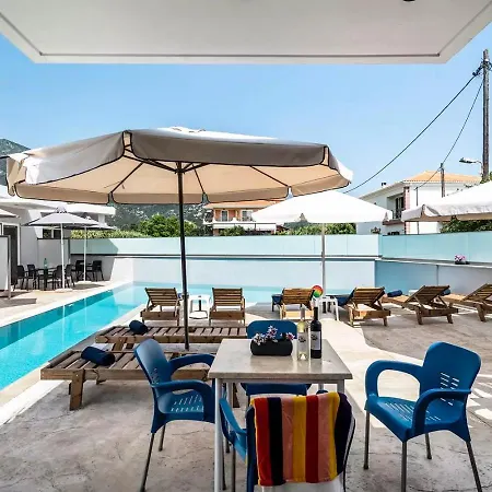 Papatsas Center * Nydri (Lefkada)