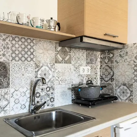Papatsas Center Nydri (Lefkada)