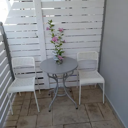 Papatsas Center Daire Nydri (Lefkada)