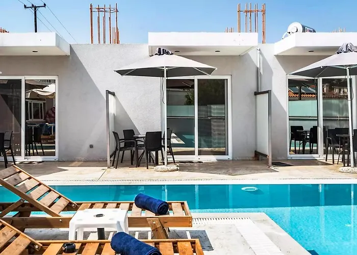 Papatsas Center Nydri (Lefkada)