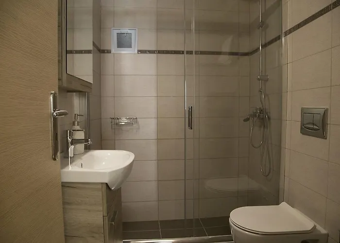 Papatsas Center * Nydri (Lefkada)